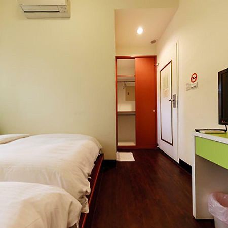 Backpacker B&B Jinning Екстер'єр фото