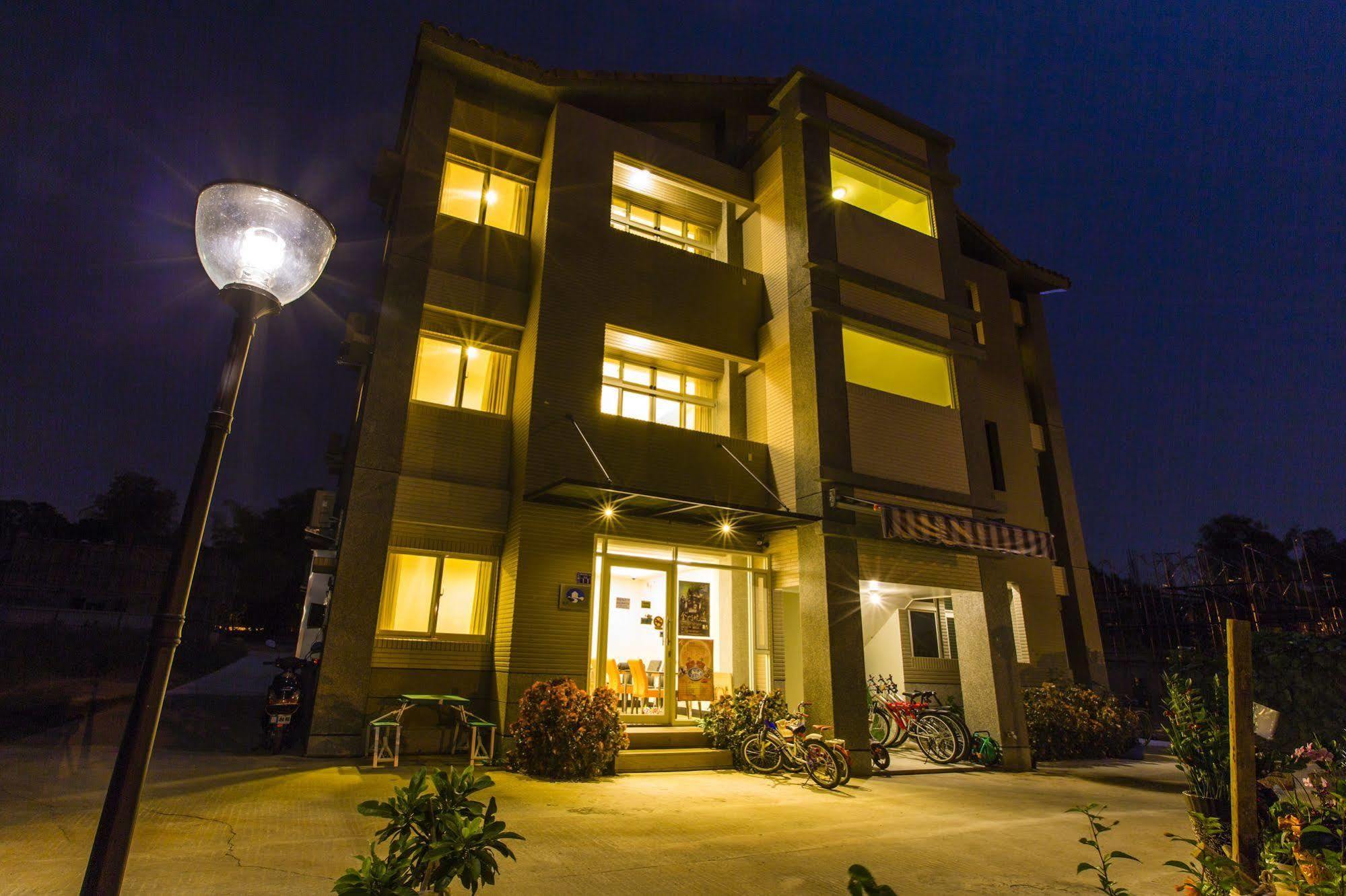 Backpacker B&B Jinning Екстер'єр фото